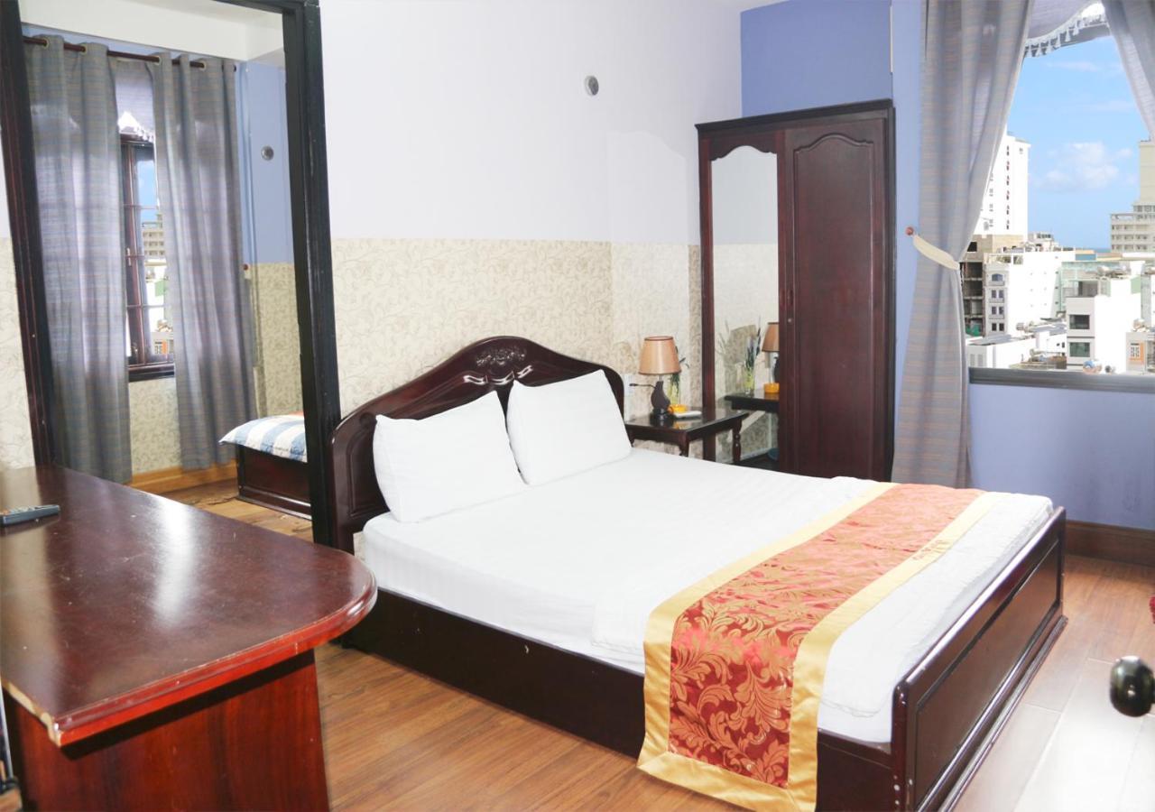 Ponys Hotel Nha Trang Exterior foto