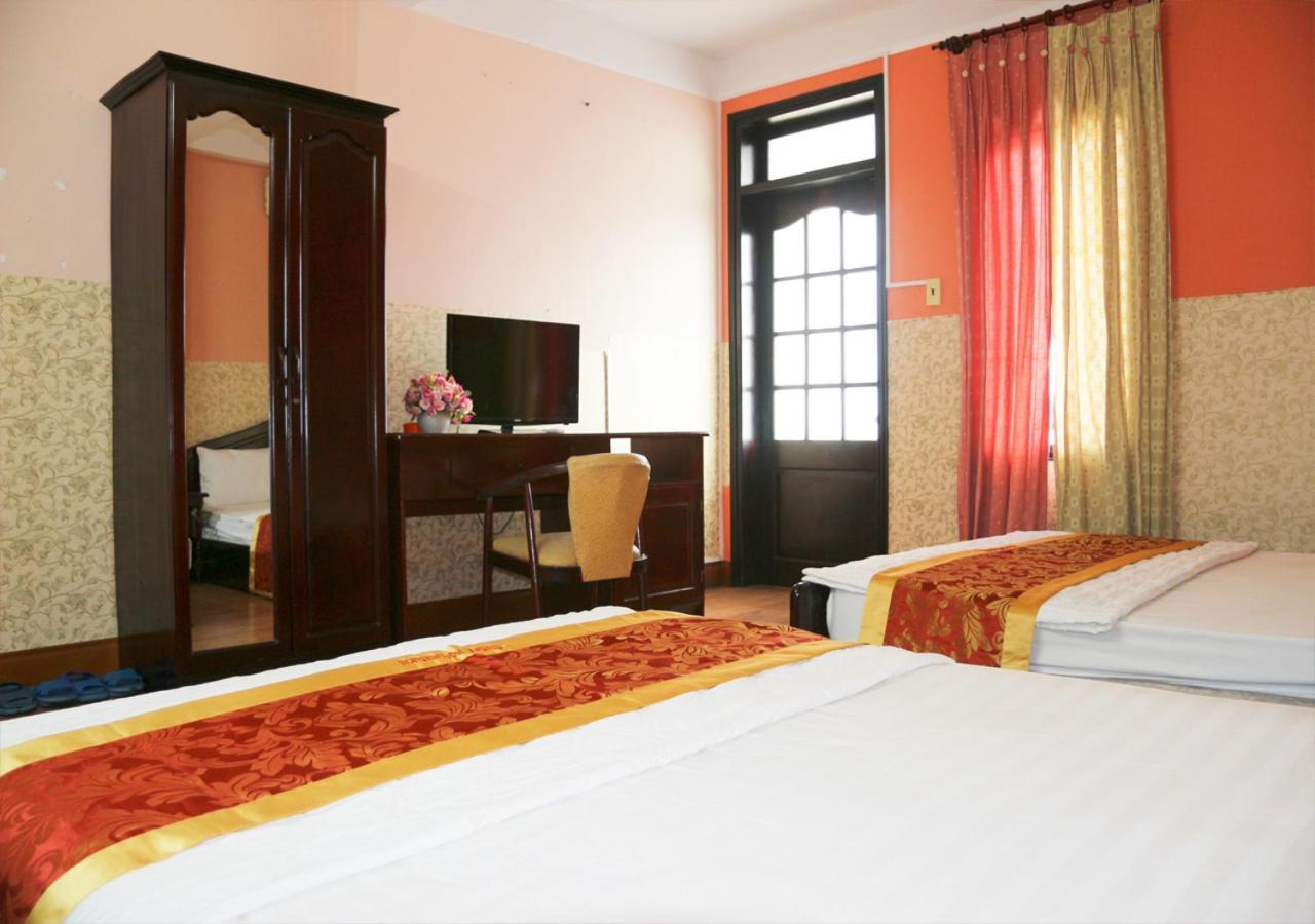 Ponys Hotel Nha Trang Exterior foto